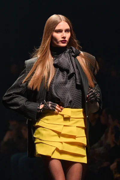 Look 37
